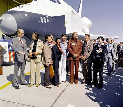 689px-Space shuttle enterprise star trek