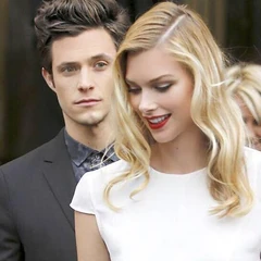 how to say dating in spanish