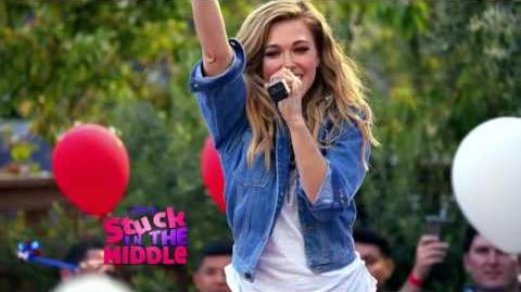 Resultado de imagem para Rachel Platten on stuck in the middle