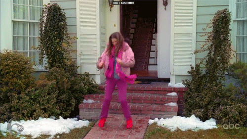 Resultado de imagem para tumblr gif dance sue