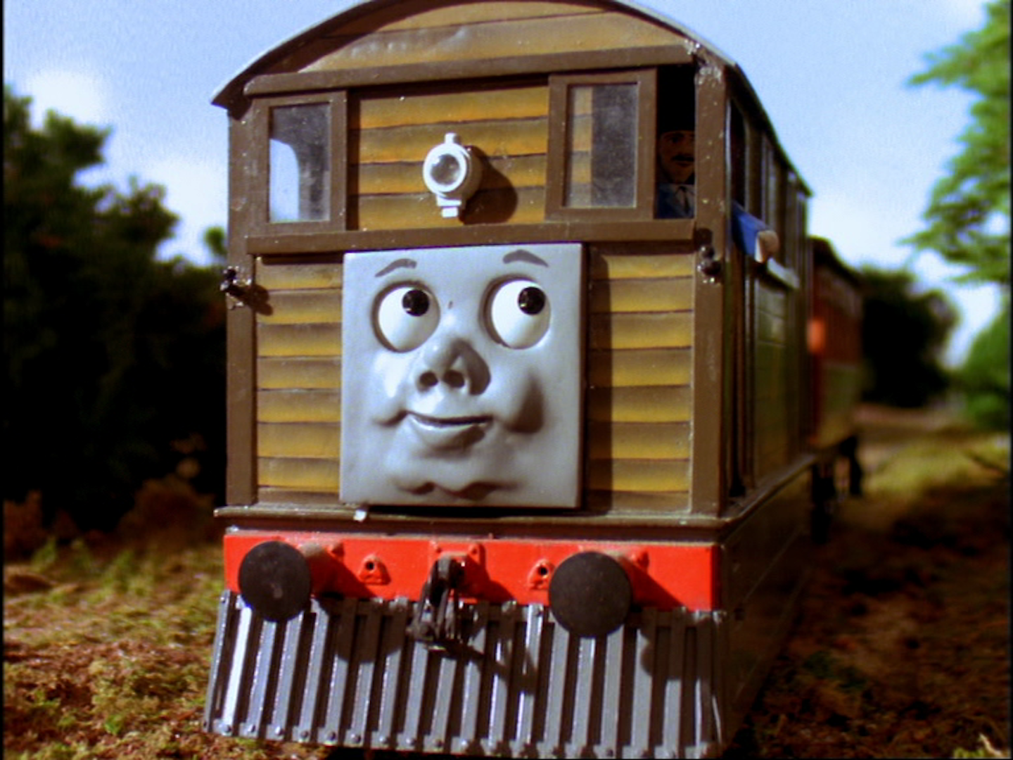 thomas and friends tomy toby