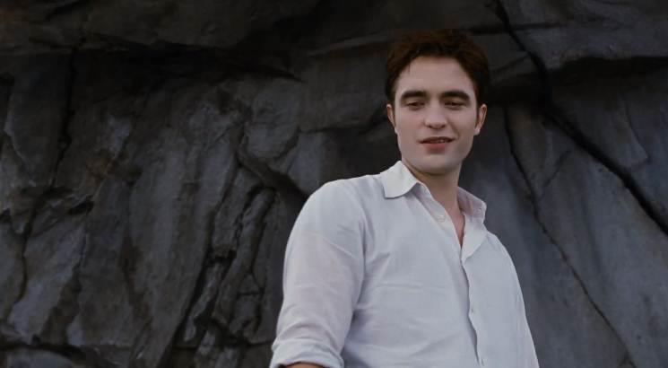 twilight bella y rencontre edward Edward cullen loves bella swan because she was the stars that filled his midnight sky when they met her blood may be like his own personal brand of heroine, but that's not wh y they fell in love in the first place. twilight bella y rencontre edward Edward cullen loves bella swan because she was the stars that filled his midnight sky when they met her blood may be like his own personal brand of heroine, but that's not wh y they fell in love in the first place.