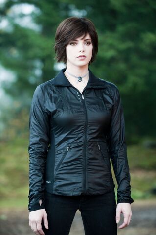 File:Eclipse-Movie-Stills-eclipse-movie-13613934-1663-2500.jpg
