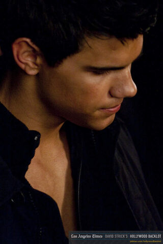 File:Taylor-Jacob-jacob-black-8293671-683-1024.jpg