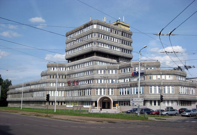 File:Diesel-factory.jpg