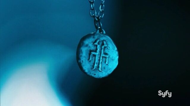 File:Amulet.jpg