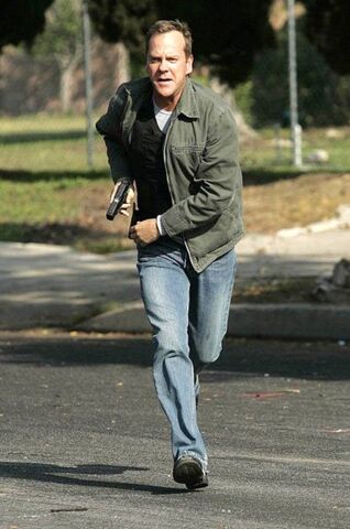 Archivo:Jack Bauer Running.jpg