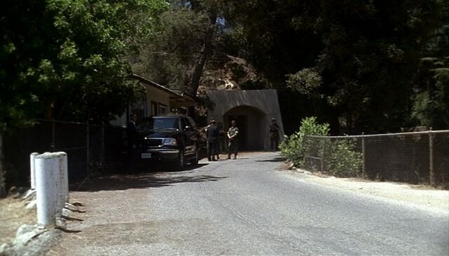 File:2x08 OC entrance.jpg