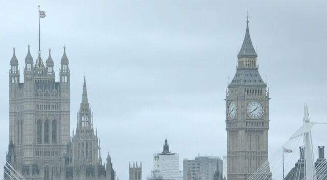 File:9x02 Houses of Parliament.jpg