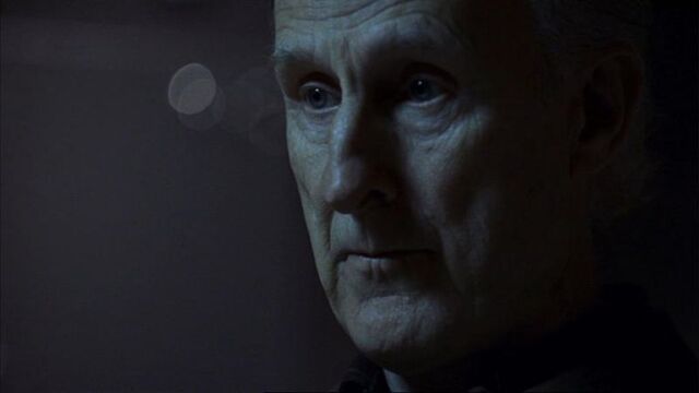 Archivo:S6E9x01.jpg