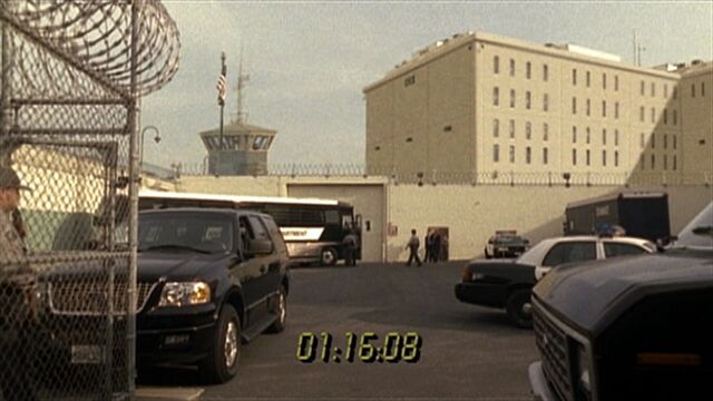 File:3x01 Downey ext.jpg