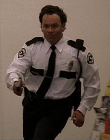 File:Airport cop 2.jpg