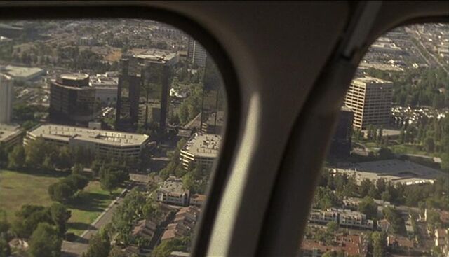 File:2x02 Warner Center.jpg
