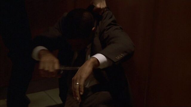 File:5x07 penthouse guard KO.jpg