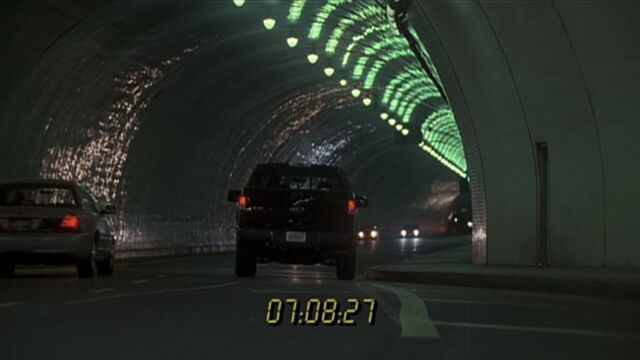 File:3x07 tunnel.jpg