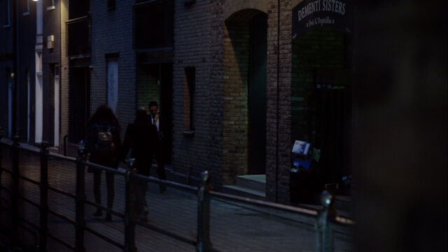 File:Clink-street.jpg