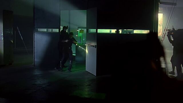 File:2x03 uninvisible.jpg
