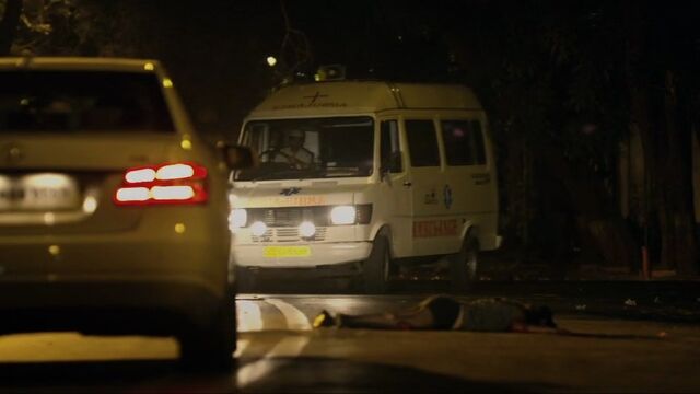 File:In1x04 ambulance.jpg