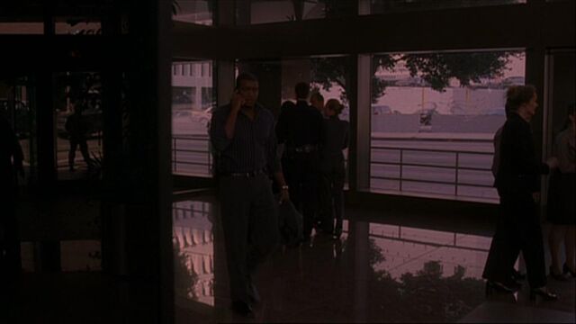 File:4x12 Rockland lobby.jpg