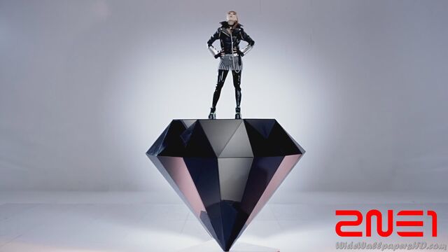 File:CL-Standing-Diamond-I-am-The-Best-K-Pop-2NE1-Wallpapers.jpg