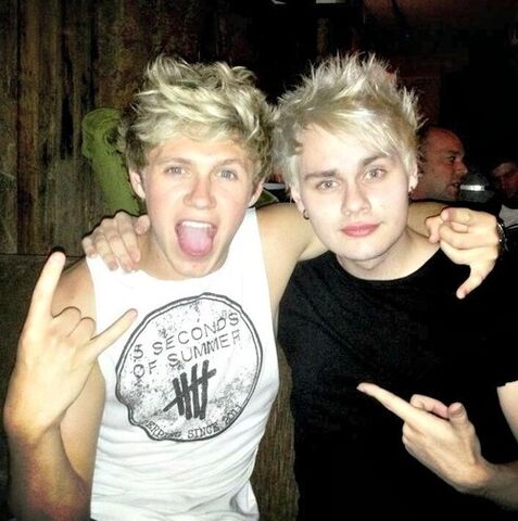 File:MichaelAndNiallMyTwoBeauty's.jpg