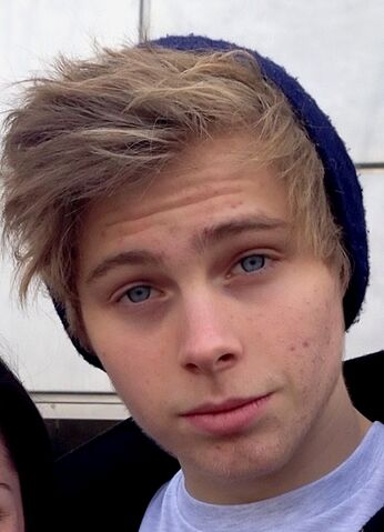 Archivo:Luke H.jpg