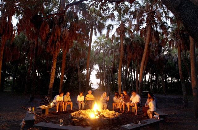 File:Oneworldcamp.jpg