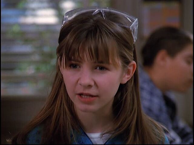 File:Beverley mitchell 1259630102.jpg