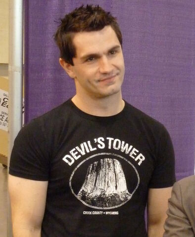 File:Samuel Witwer, 2012.jpg