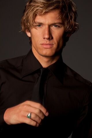 Bestand:Timothy APettyfer.jpg