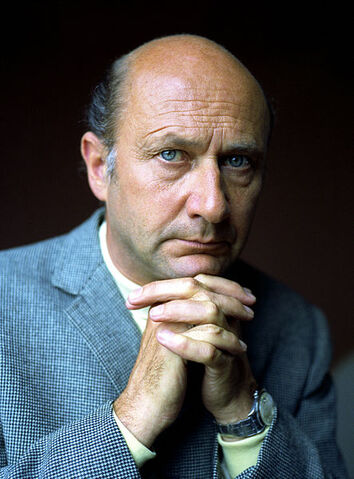 File:Donald Pleasence.jpg