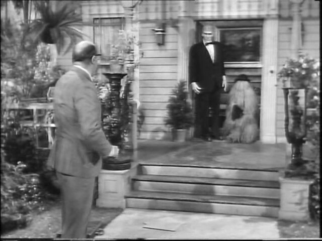 File:32.Cousin.Itt.and.the.Vocational.Counselor 092.jpg