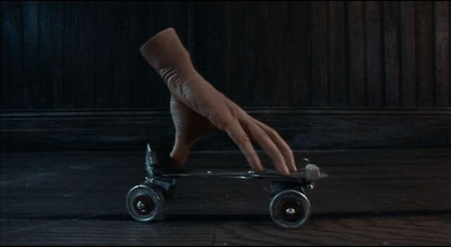 File:Thing rollerskate.jpg