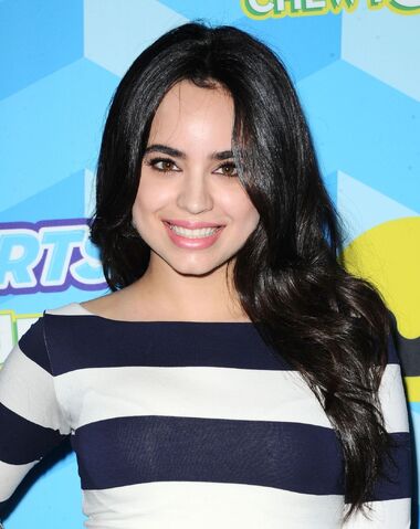 File:Sofia-carson-2015-just-jared-summer-bash-pool-party-in-hollywood 5.jpg