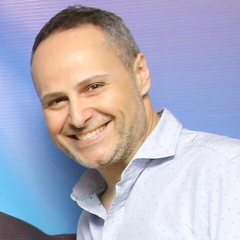ملف:Dany Bosutany.jpg