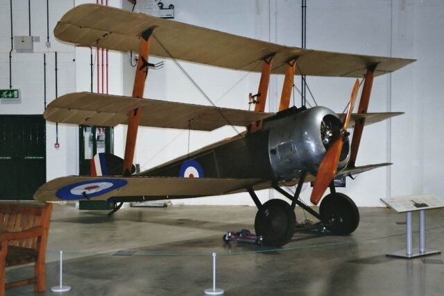 File:Sopwith-triplane-01.jpg