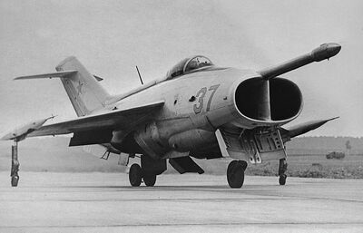 800px-Yakovlev Yak-36 in July 1967 (3)