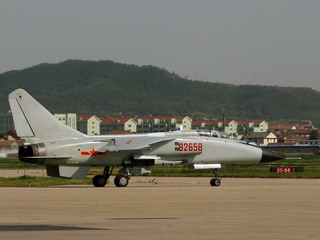 800px-Jh-7a naval yt (1)