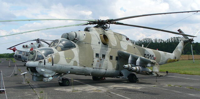 File:800px-Mi-24D Hind Attack Helicopter (Berlin).jpg