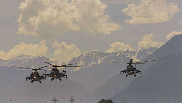 File:800px-Three Mi-24.jpg