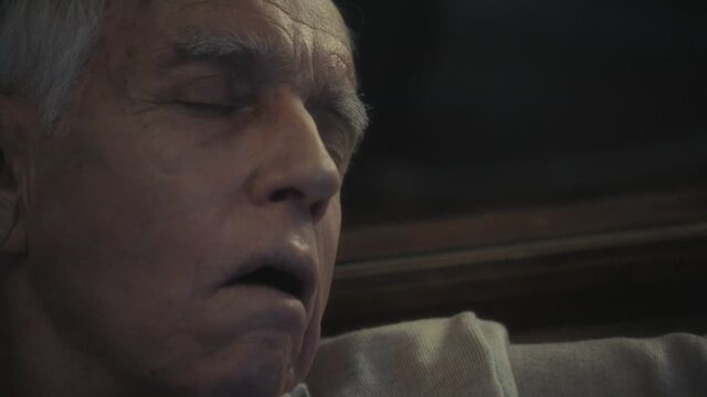 File:1x01 OlderEB.jpg