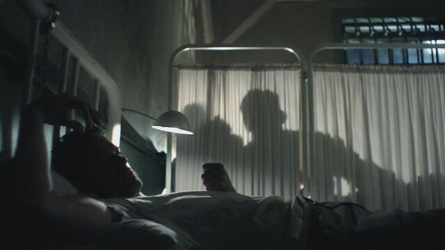 File:1x01 SylvaneAndAShadow.jpg