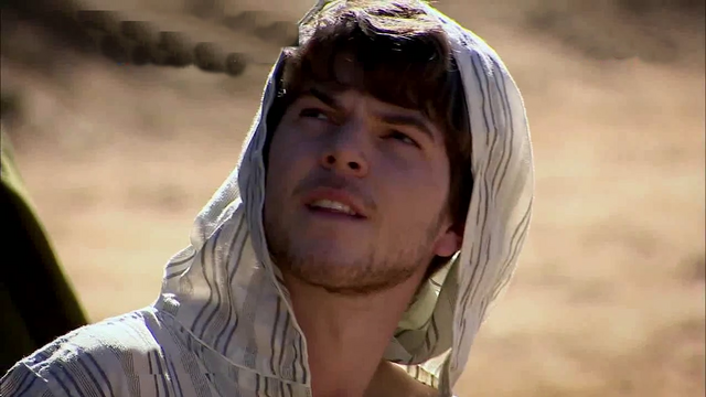 Archivo:Vlcsnap-2013-07-20-03h17m46s136.png