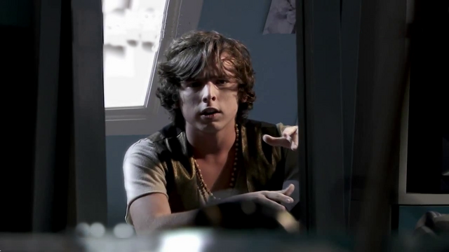 Archivo:Vlcsnap-2013-07-13-02h06m54s60.png