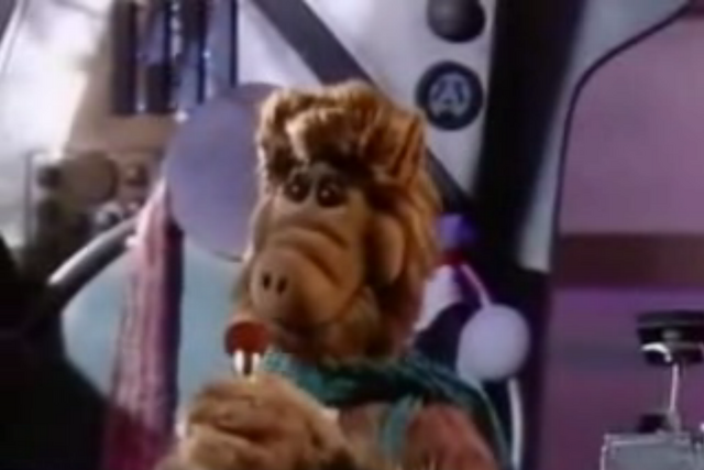 File:Rhonda on Skip's Spaceship.png
