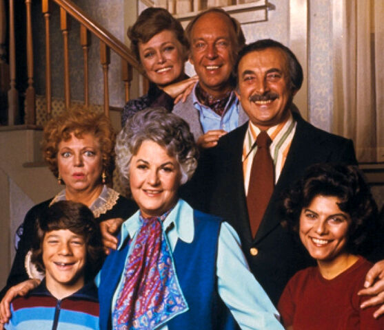 File:Maude Cast.jpg