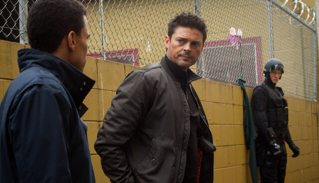 File:AlmostHuman ep113 sc7 159.jpg