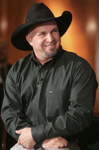 File:Garthbrooks.jpg