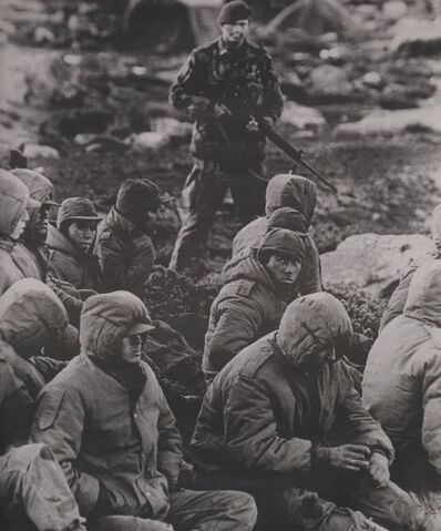 File:Soldados Prisioneros.jpg
