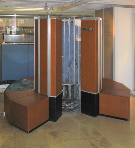 File:Cray-1-deutsches-museum-1-.jpg